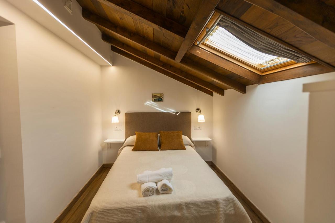 Apartamentos Casona Del Campo Navia Exteriör bild