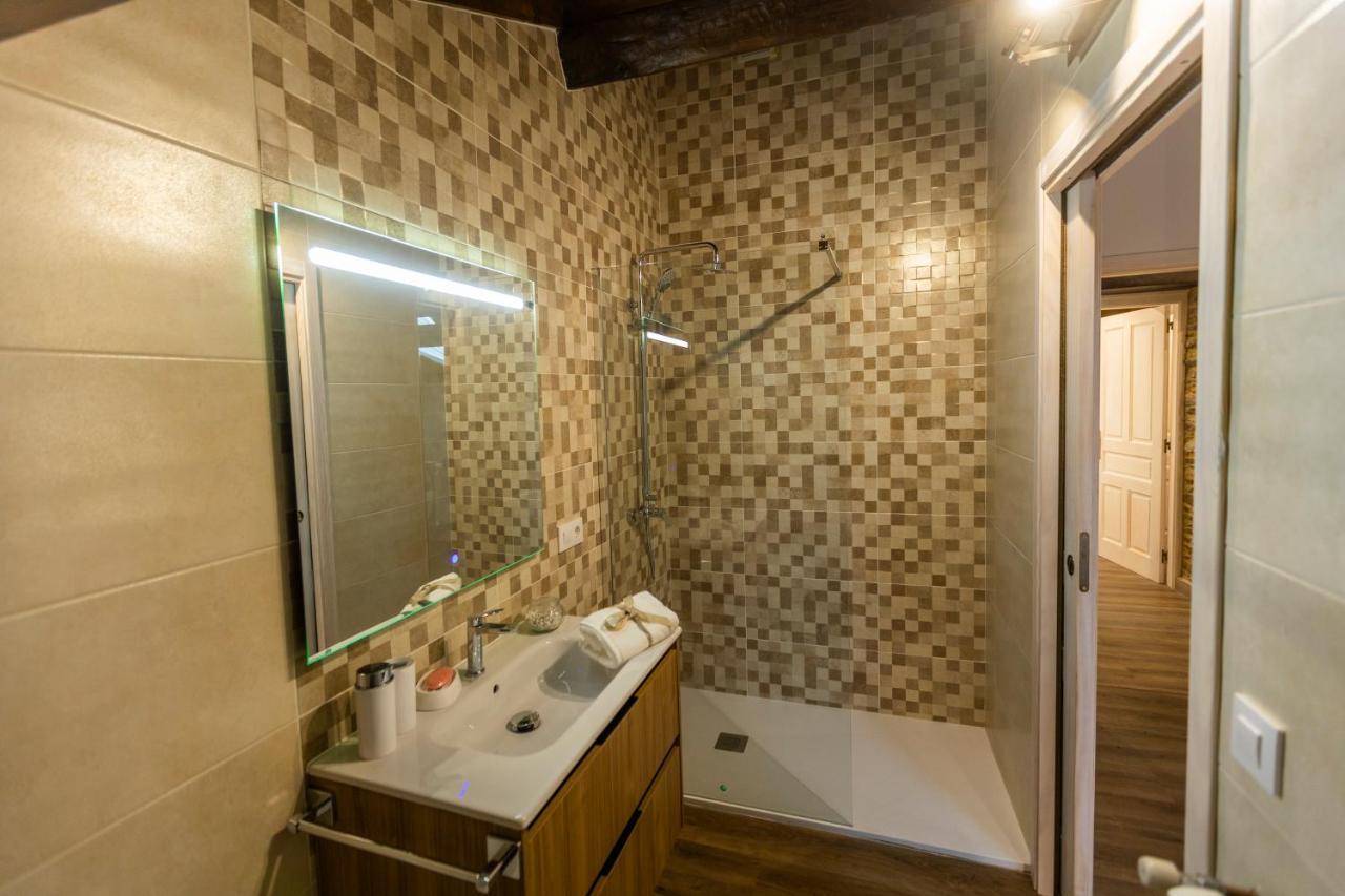 Apartamentos Casona Del Campo Navia Exteriör bild