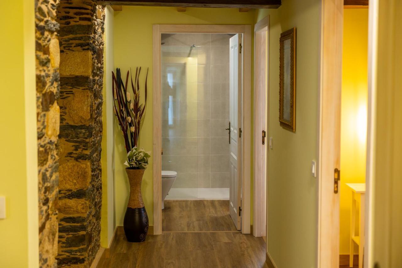 Apartamentos Casona Del Campo Navia Exteriör bild