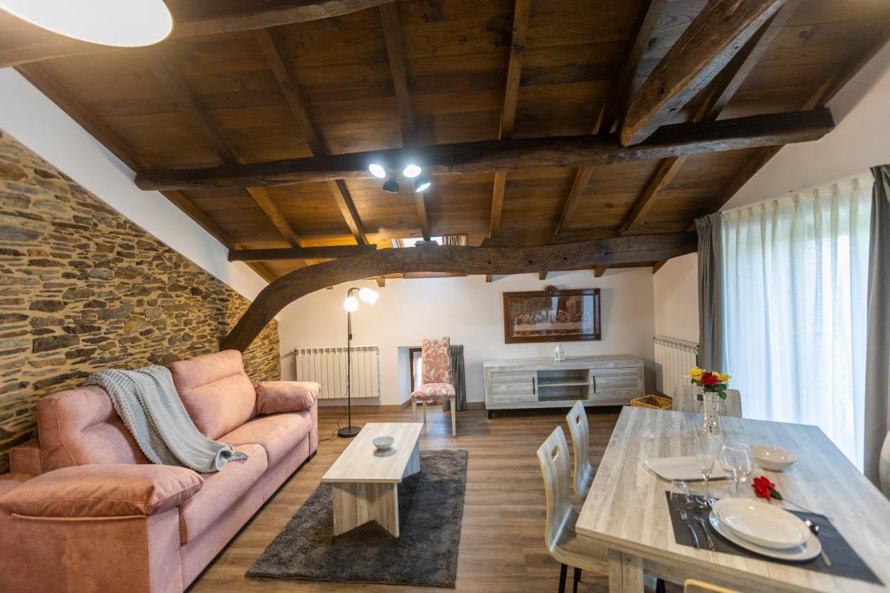 Apartamentos Casona Del Campo Navia Exteriör bild
